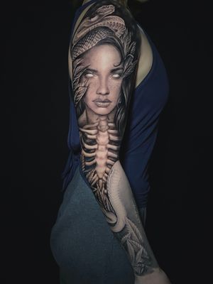 Custom sleeve Dark style———————————————————— #dariotattooarte #dariotattoo #fullsleeve #medusa #bng #sydney #graywash #skull #fkirons #skinartist #blackandgrey #details #tattooist #inkedmag #tattoosydney #totaltattoo #bnginksociety #inked #inksav #tattoorealistic #photorealism #tattoogirl #womantattoo #snakes
