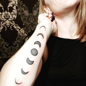 #tattoed #tattooaddict #tattooartist #tattoo #blackandgrey #greywash #dotwork #dotworktattoo #moon #moonphases 