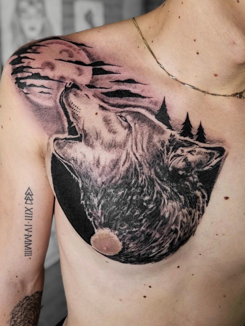 howling wolf chest tattoo