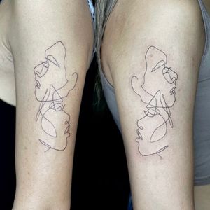 Matching continuous line tattoos 🌹