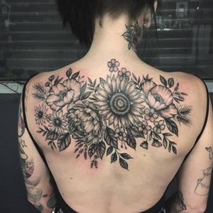Tattoo uploaded by Amber Jairl • *Not mine* love the flowers & how it covers the full upper back • Tattoodo Tattoo uploaded by Amber Jairl • *Not mine* love the flowers & how it covers the full upper back • Tattoodo
