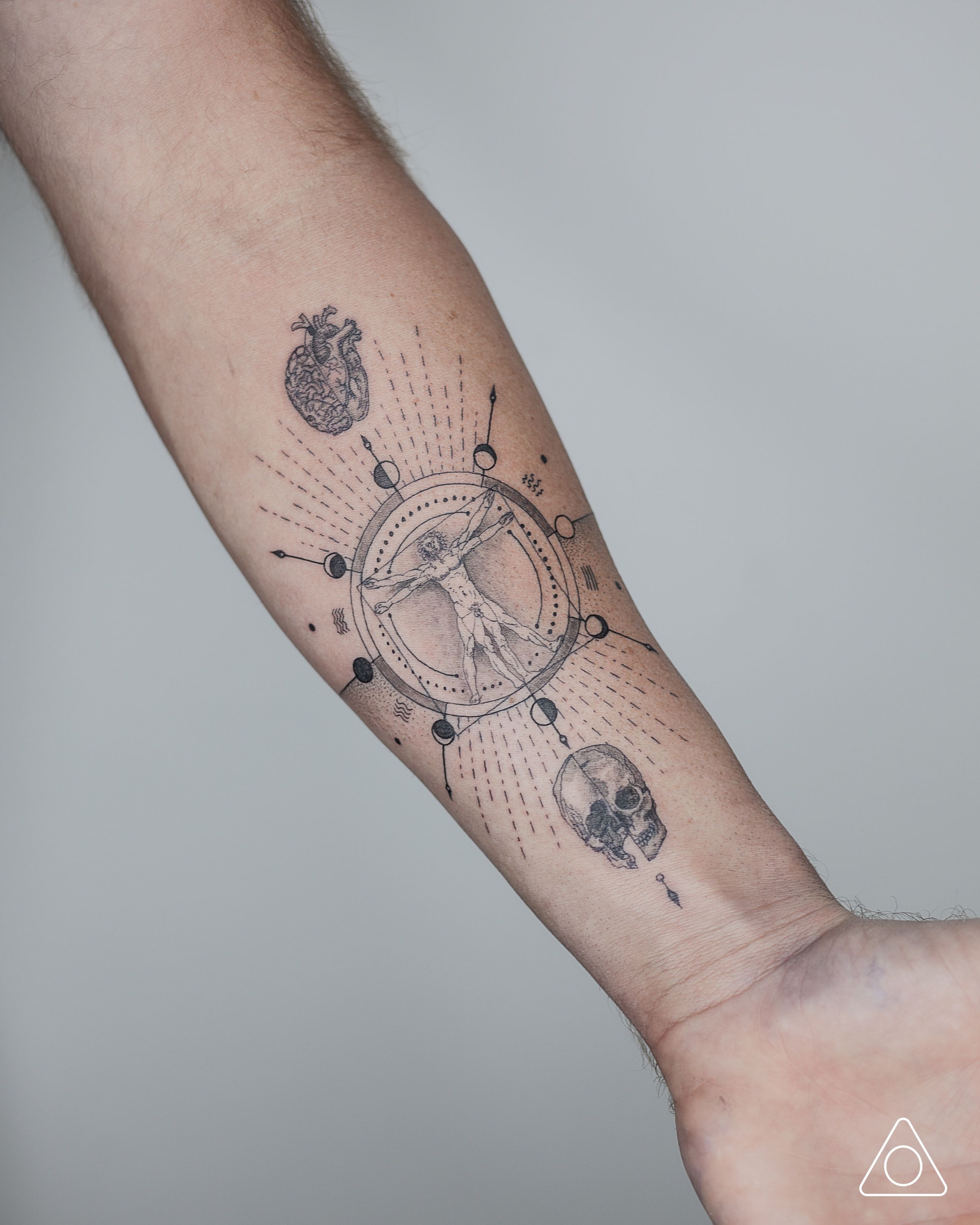 Tattoo uploaded by John Can Erdinc • Custom design for Leonardo da Vinci • Tattoodo