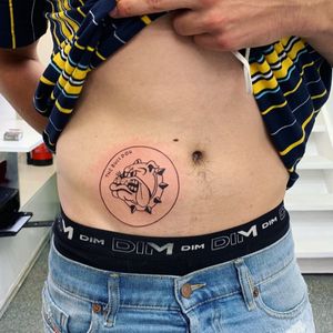 Logo Tattoo #thebulldogamstetdam #amsterdamtattoo #logotattoo #circletattoo #lineworktattoo 