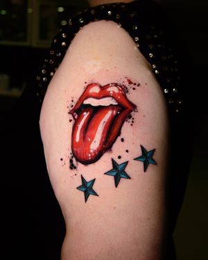 #rollingstones #logo #tribute #tongue #lips #stars #color #smalltattoo #warsaw #poland 