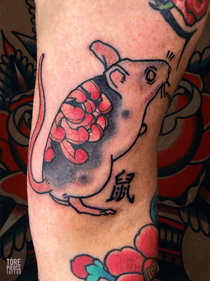 Chrysanthemum Rat Tattoo
