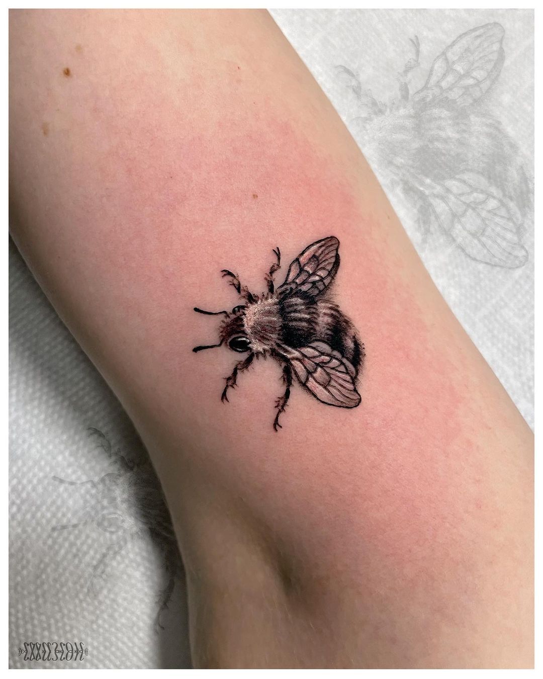 Pretty Bumblebee Calf Tattoo | Tattoo Ideas For Men & Women in 2024