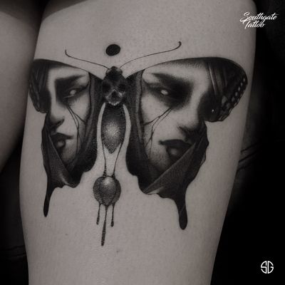 • Faces • blackwork thigh project by our resident @o.s.c.r.tttst For similar dark designs contact us: 👉🏻@southgatetattoo • • • #butterflytattoo #facestattoo #blackwork #blackworktattoo #southgatetattoo #sgtattoo #sg #southgate #londontattoo #londontattoostudio #londontattooconvention #customtattoo #blacktattoo #darktattoo #thightattoo #thing 