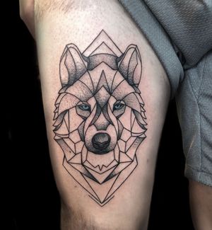 Wolf on the thigh