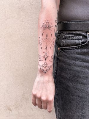Tattoo by La Ruche Beetch Club 