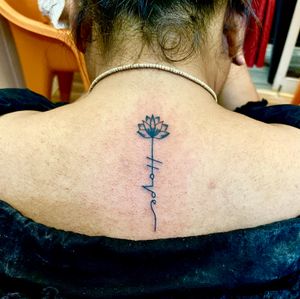 __hope__#manavhudda #meerut #getinkd #tat #tattoodo #tattooartist #tattooflash #tattooideas #backnecktattoo #hope #hopetattoo #tattooideas #blackandgreytattoo #lotus #tattooing #tattoogirl #tattooinspiration #tattoosofinstagram 