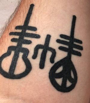 Tattoo uploaded by James Joseph Aspel • #black #skeletonclique #trident #TOP #twentyonepilots • Tattoodo Tattoo uploaded by James Joseph Aspel • #black #skeletonclique #trident #TOP #twentyonepilots • Tattoodo