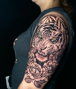 Tiger with flowers