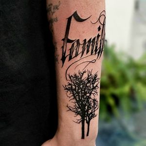 Freehand script and trees