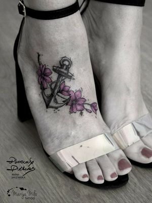 #flowertattoo #anchortattoo #łódź #łdz #eudezet #offpiotrkowska #tattoo #illustrationblackworkers #blackwork #tattrx #darkartists #polishgirl #phoenixpictures #inkstinctsubmission #inkedmag#taot #tatts #tattooed #tattoodo #blackwork #equilattera#blacktattoomag #blacktartoo #tattoo#blacktattooart