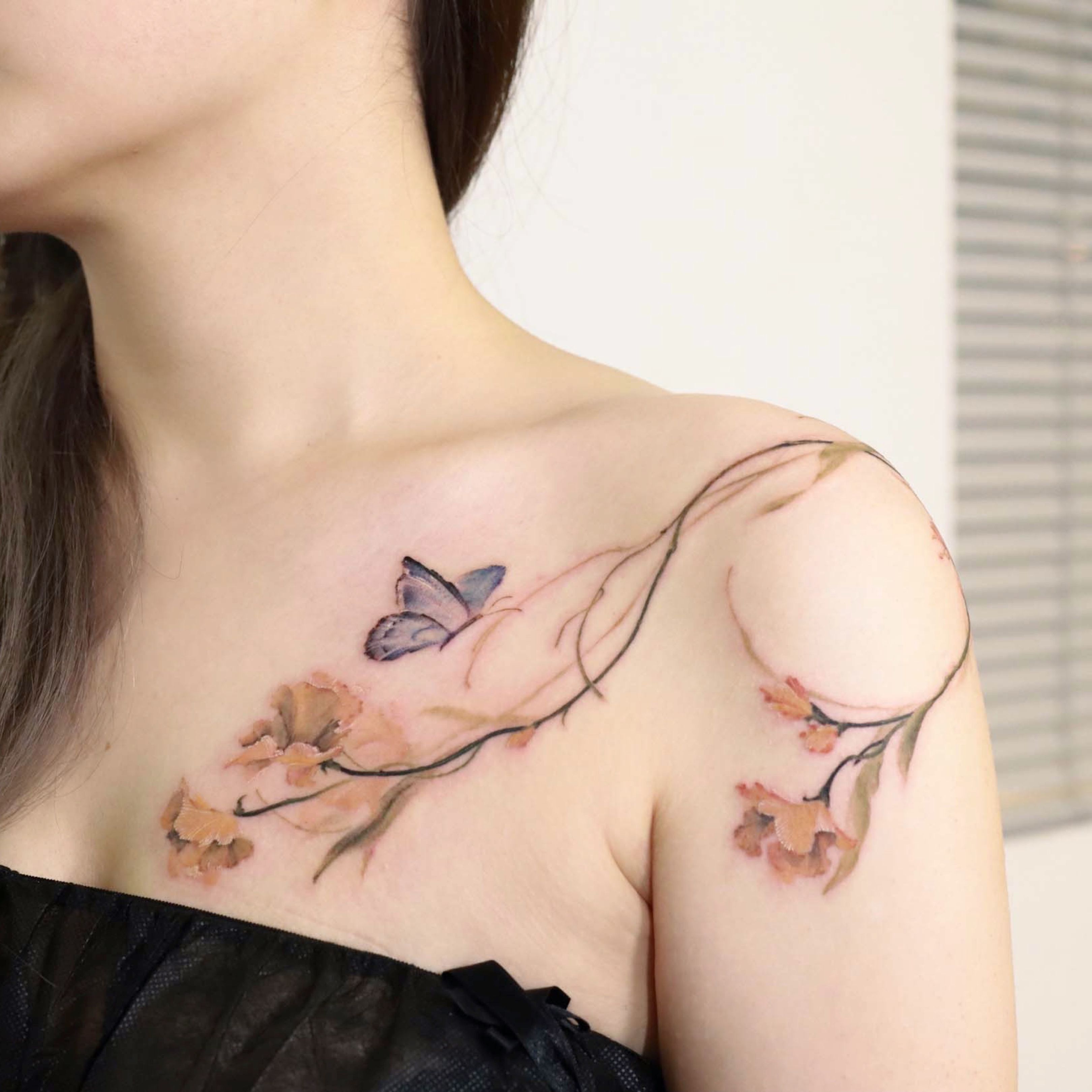 Peony flower tattoo designs roses collar bone tattoos, shoulder tattoos for  girls | Collar bone tattoo, Shoulder tattoos for women, Girl shoulder  tattoos