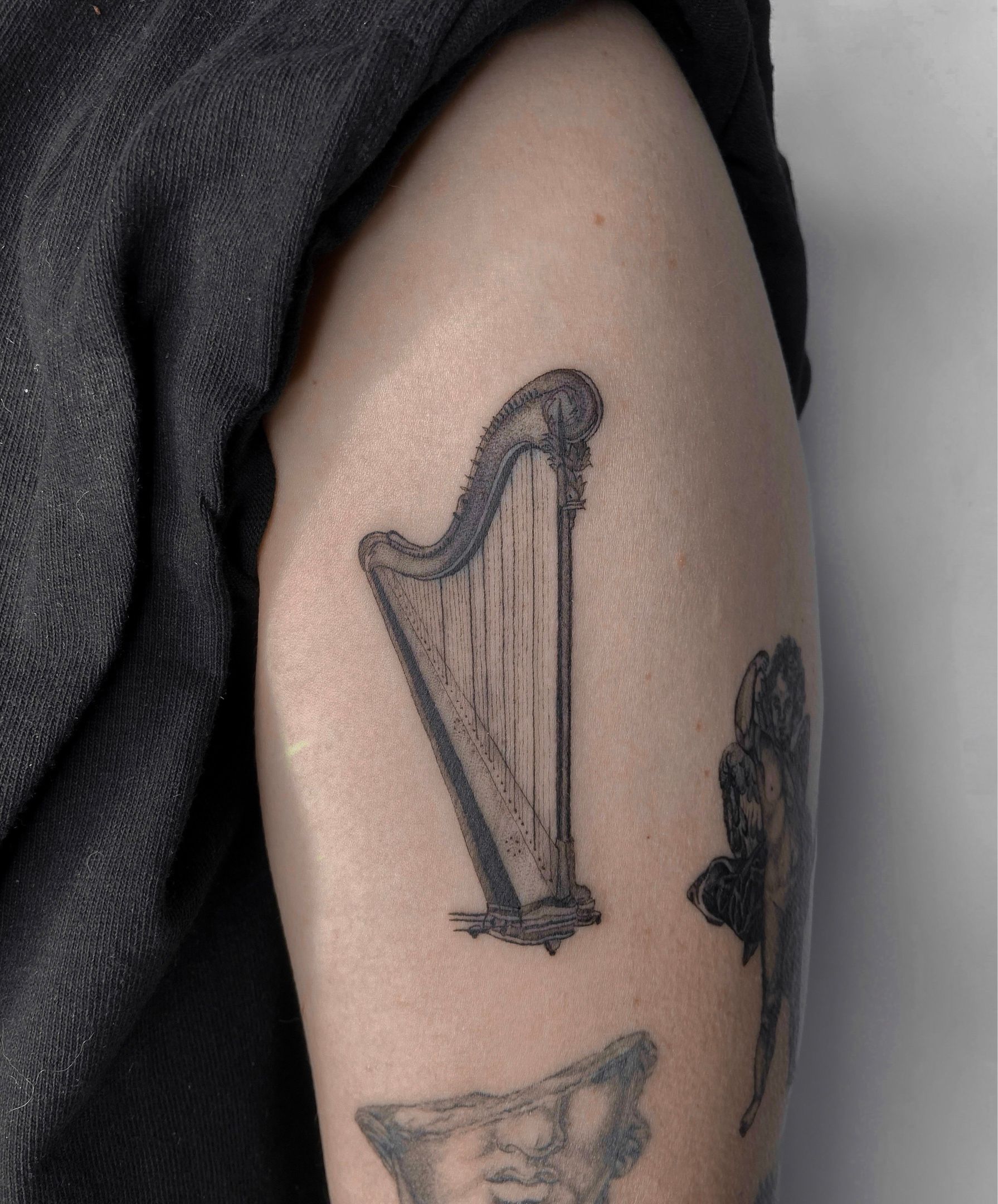 The Irish Harp  A Symbol Of Ireland And Its Celtic Origins  Celtic Cross