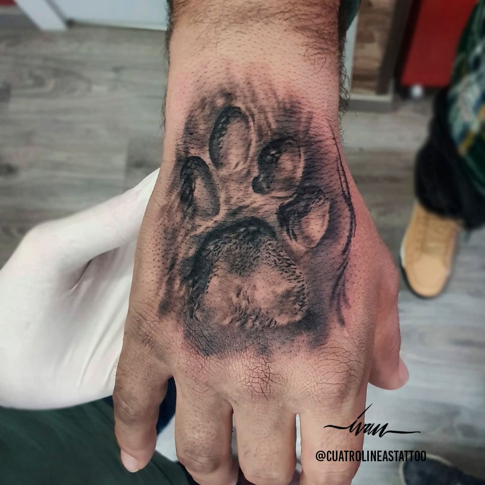 Dog Paw Print Temporary Tattoo - Set of 3 – Small Tattoos