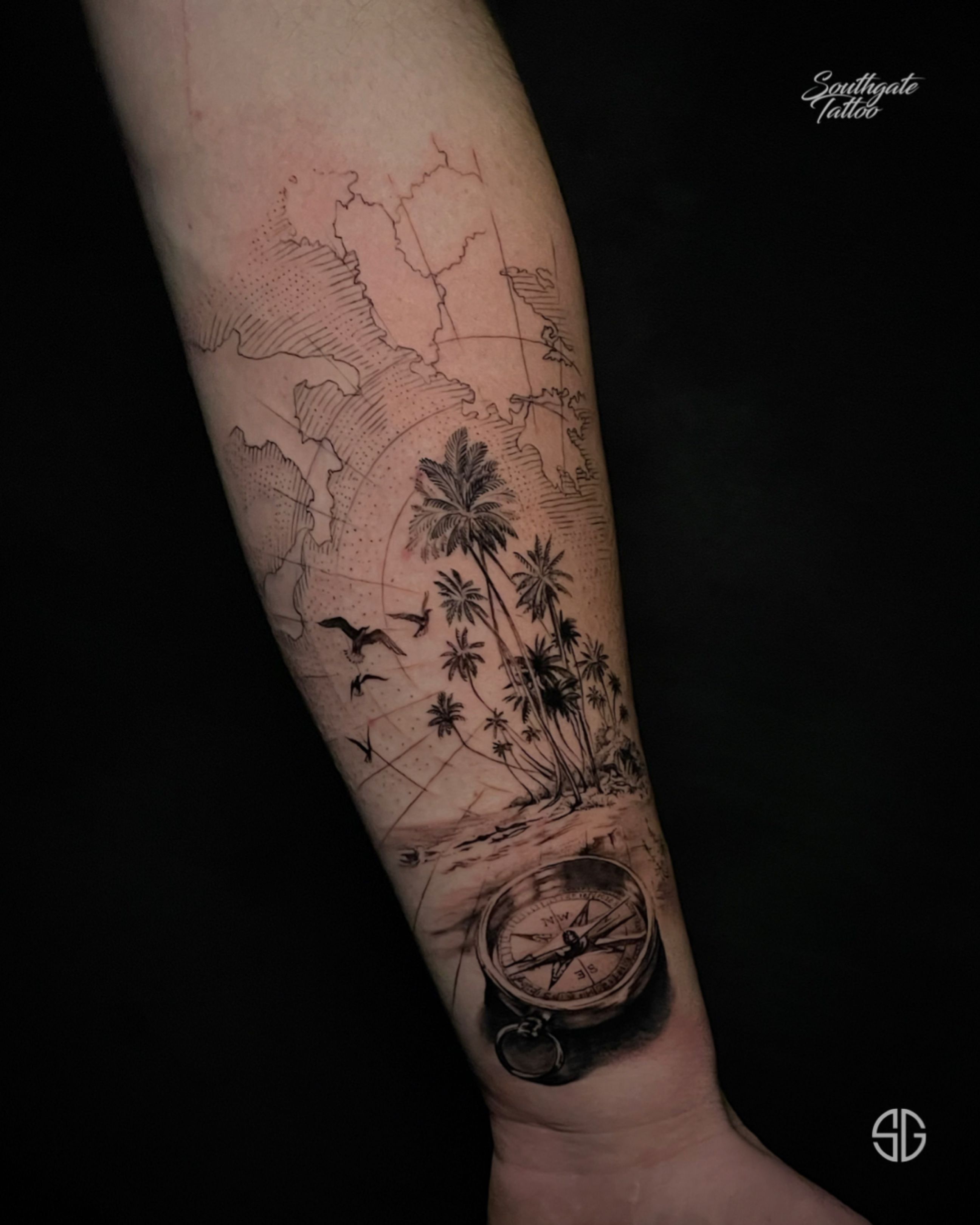 Naruto's Kunai Knife Geometric Tattoo Art in Los Angeles | Premier Tattoo  Artist — 1MM Tattoo Studio