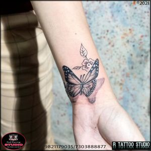 #butterflytattoo #flowertattoo #butterfly #3dbutterfly #tattooday #tattoodesign #tattoogirl #tatted #tattooart #rtattoo_studio #tattooideas #tattoostyle #tattoolove 