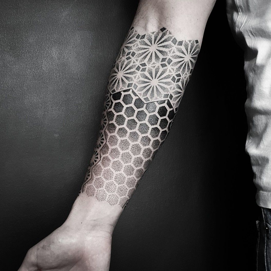 lotus #mandala #dragonfly #pinkflames #honeycomb #tattoo | Flickr