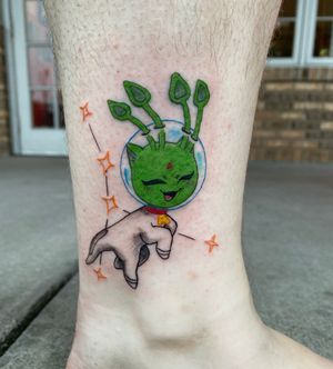 Custom alien Aisha for a friend 💕 My first colour tattoo of 2021 - back in July or so! Come a long way since this.  