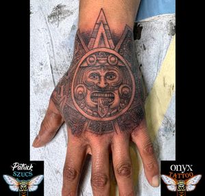 Aztec Calendar Tattoo #aztec #azteccalendar #fineline 