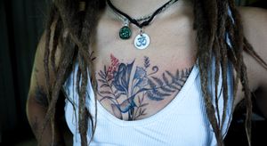 𝙄𝙂: 𝙣𝙖𝙩𝙚_𝙩𝙝𝙖𝙞𝙡𝙖𝙣𝙙 🌿 Abstract flower tattoo by a tattoo artist in Chiang Mai, Thailand