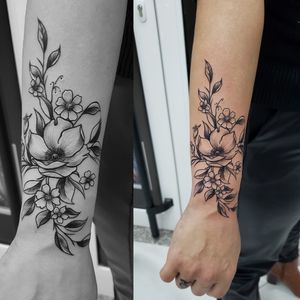 #flowertattoo #tattoofeminina #tattooartist #tattoo #tatoo #tato #tatu #art #artist