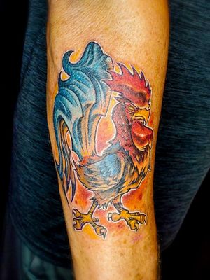 #roostertattoo done using #crowncartridges and #sceptercartridges by @kingpintattoosupply Email or call to schedule appointments ettorebechis@gmail.com 7863201625 #kingpintattoosupply #tattoo #tattoos #menwithtattoos #tattooed #tattooart #tattooedmen #besttattoo #mentattoo #tattooformen #tattoolife #beautifultattoo #ideatattoo #perfecttattoo #bodyart #ink #inked #palmcoast #besttattooshop #overlordtattoo #rooster 