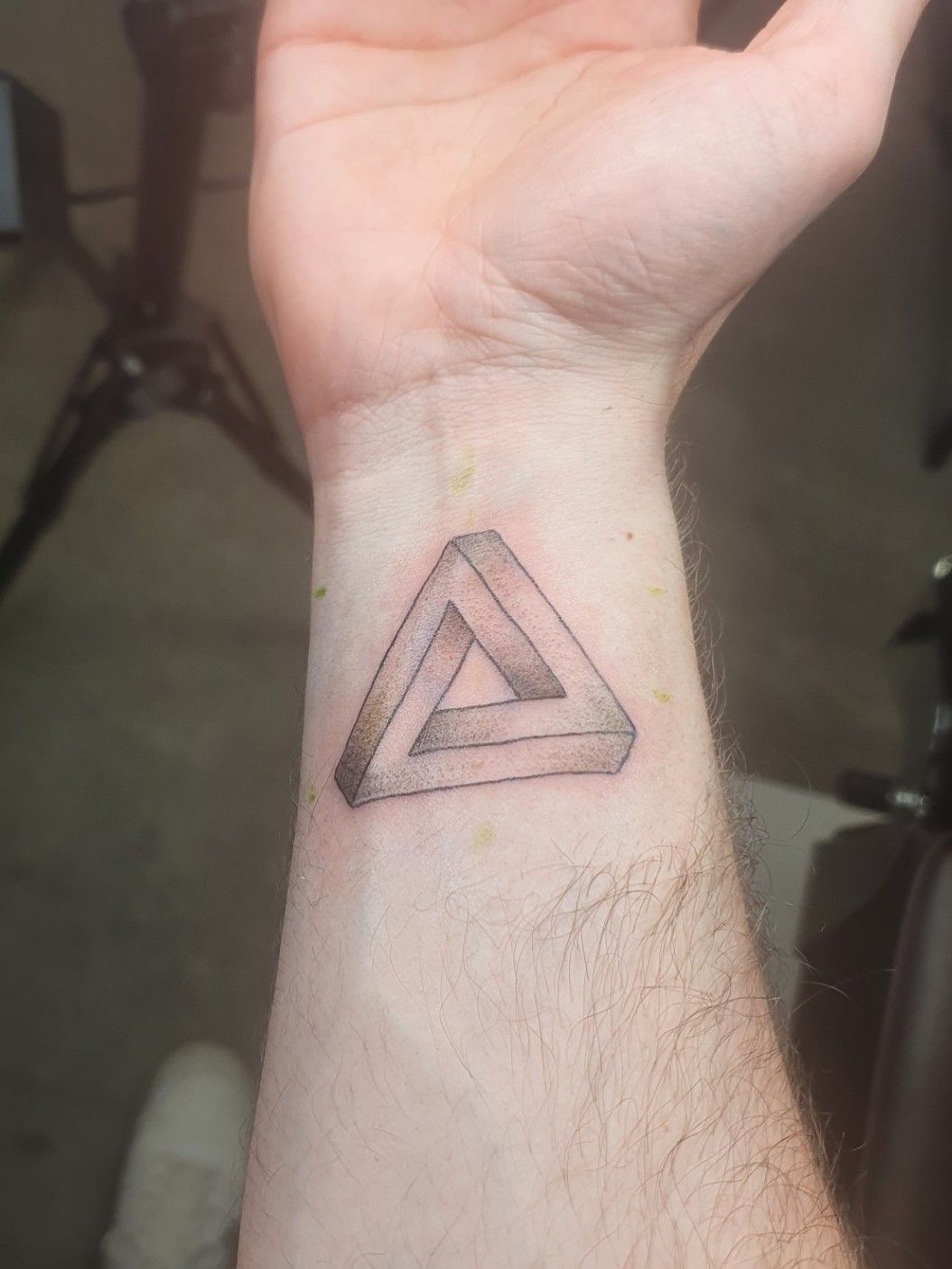 Penrose triangle for Vince ⚠️ #tattoo #tattoos #sgtattoo #sgtattoos  #singaporetattoo #singaporetattoo… | Tatuaje de triangulo, Tattoos  triangulos, Tatuaje triángulo