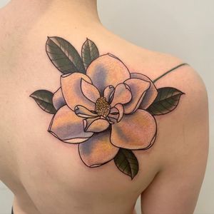 Get a stunning illustrative flower tattoo on your shoulder in the heart of New York City. Embrace the beauty of neo-traditional art!