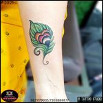 #Feathertattoo peacockFeathertattoo #colourful #Feather #feathertattoo #tattoodesign #tattooidea #peacockfeathertattoo #smallpeacockfeathertattoo #tattoodesign #girltattoo #Bansurifeathertattoo #peacock #feathertattoo #smalltattoo #tattooidea #tattoodesign #tattoofeather #tattooday #tattoolife #tattoostyle #tattooink #tattooart #rtattoo_studio #tattooed #tattoogirl #tattoolove #tattooflash #tattooworld #itatt