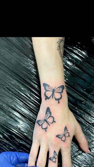Butterfly Tattoo #amsterdamtattoo #finelinetattoo #ignoranttattoo #blackworktattoo 
