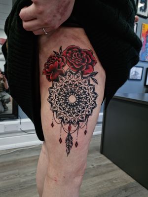 Mandala Rose on the thigh