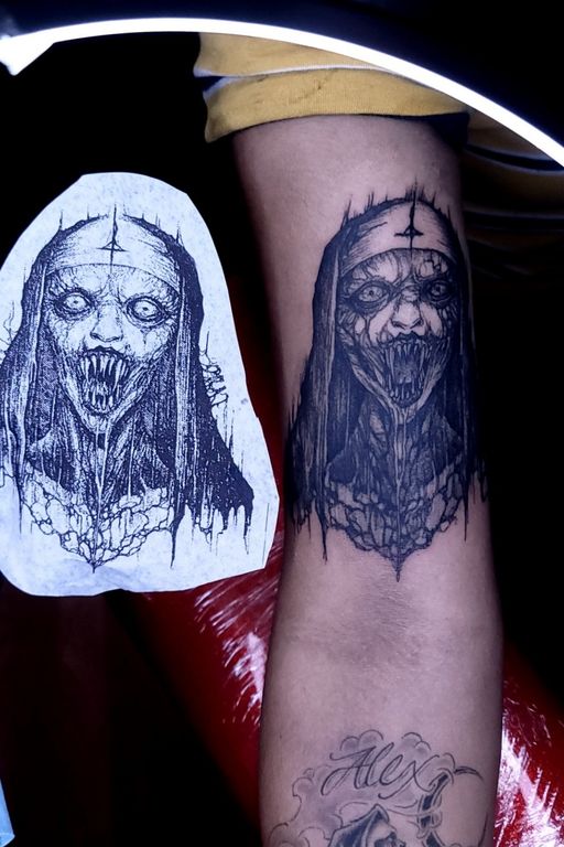Flash tattoo