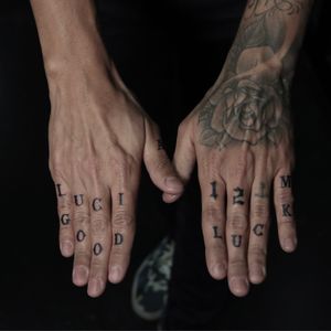 details and shape is the key for finger tattoos