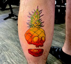 Full color pineapple skull 