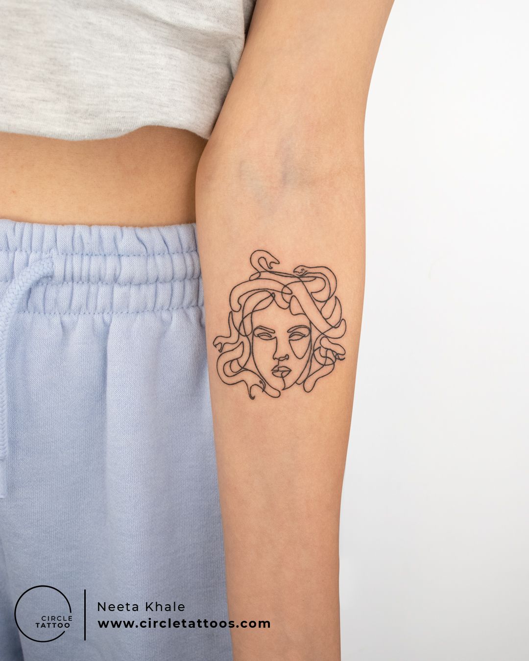 A Dark Simple Style Medusa Snake With Rose Combination Tattoo Sticker Can  Hold 1-3 Days - Temu Portugal