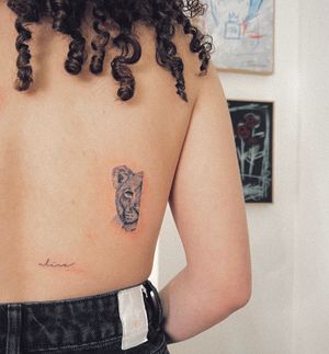 #lioness #lionesstattoo #tattooart #dotworktattoo #blackboldsociety #blxckink #oldlines #tattoosandflash #darkartists  #photorealismtattoo #topclasstattooing #inked #tattoodo #tttism #inkedgirls #minimal #minimalism #lettering #letteringtattoo #alive 