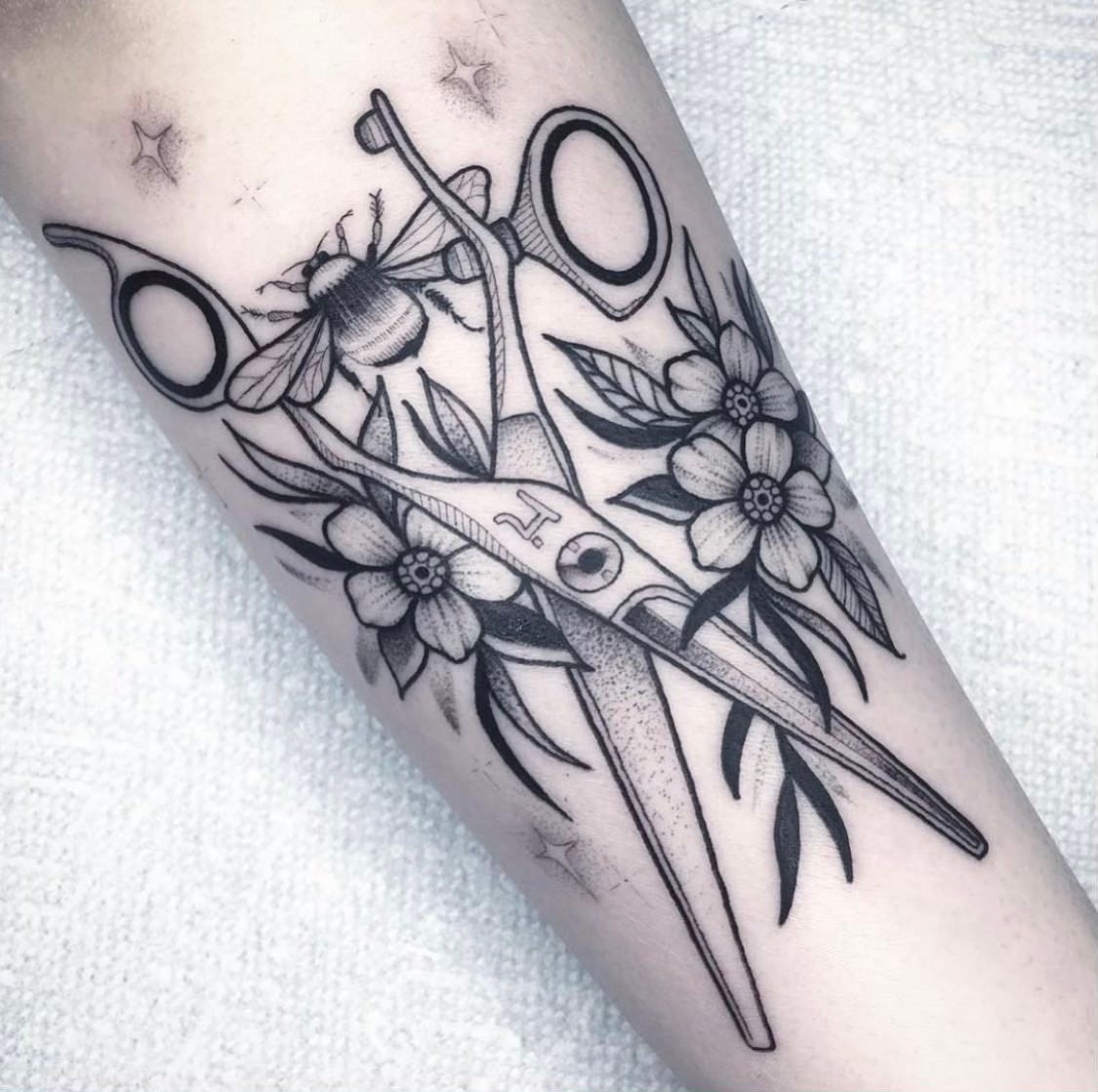 Scissors tattoo done by our resident artist Aura Espinosa … | Scissors  tattoo, Cosmetology tattoos, Bad tattoos