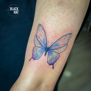 Butterfly tattoos can symbolize a loved one that passed away. Butterflies go through a metamorphosis during their lifetime, as do some people in a metaphorical way. 🦋 Book here : hello@blackhatdublin.com @flanfredi  #tattooflash #tattooing #tattoosofinstagram #tattoostudio #tattooink #tattoodesign #tattooist #tattooed #inkaddict #tattoolove #tattoos #symboltattoo #tattooartist #tattoolife #tattooshop #tattoo #tattoooftheday #blackwork #inked #bodyart #inkedup #compasttoo #compas