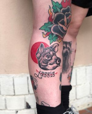 Here is a little piggy I did for @giantshev , really enjoy doing these little flash pieces🤘🏼•For bookings please DM me or email doye.gareth@gmail.com ☺️•#tattoo #art #tattoos #capetown #capetowntattoo #kaapstad #420 #tattoostudio #tattooartist #neotraditional #colortattoo