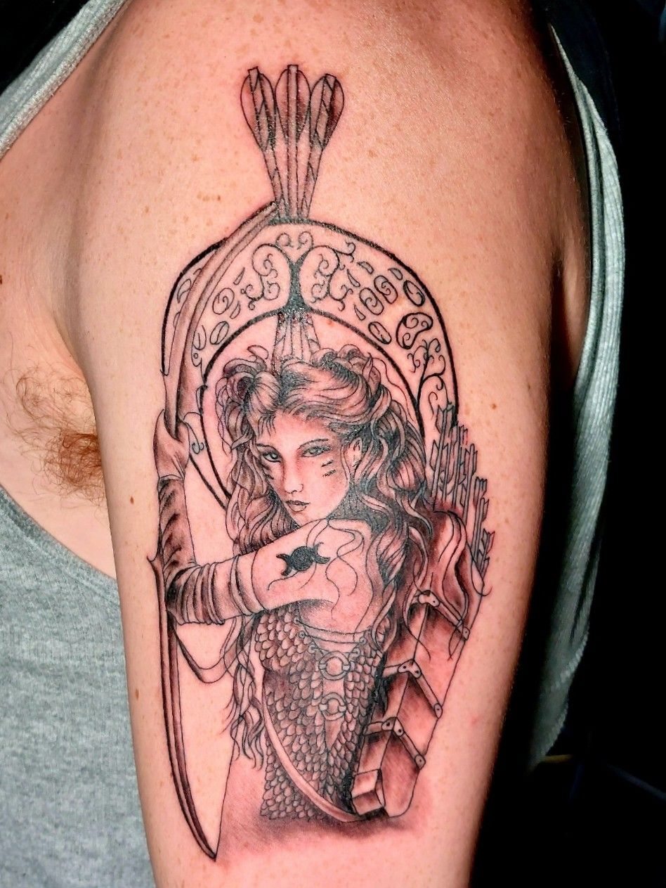 EngineerInk Tattoo  Body Piercing  Artemis  She was the daughter of  Zeus king of the gods Not only was Artemis the goddess of the hunt she  was also known as