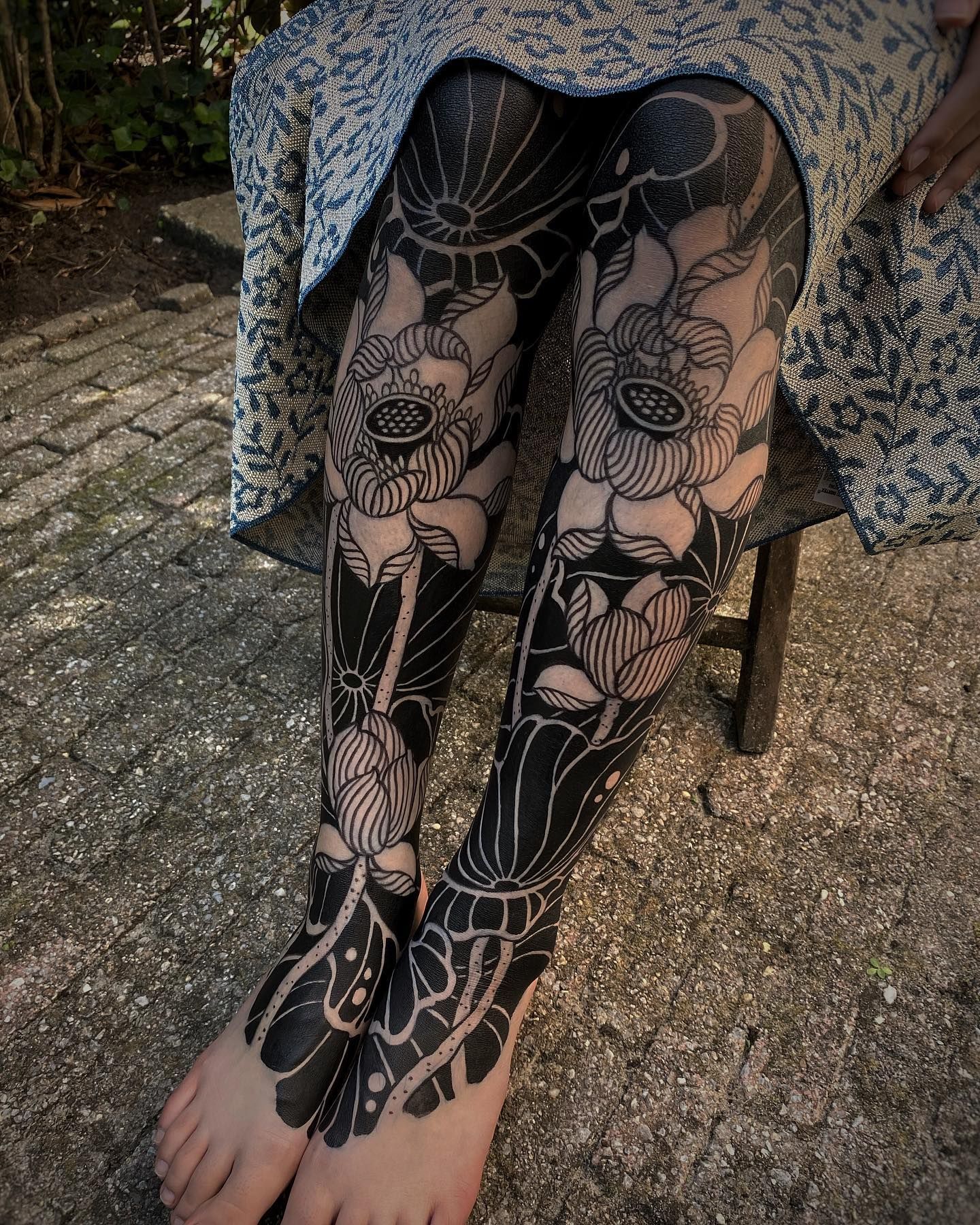 First ever Reddit post but I thought you guys might appreciate a photo of  the progress of my blackout geometric leg sleeve Most recent was the  blacking out of my knee cap 