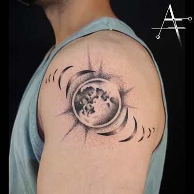 Explore the 20 Best Moon Tattoo Ideas (2022) • Tattoodo