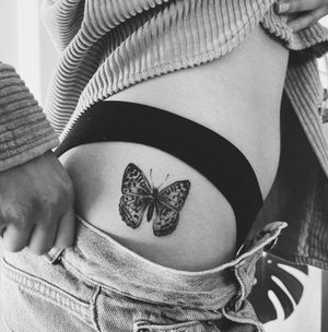 #butterfly #butterflytattoo #photorealism #photorealismtattoo #dotwork #dotworktattoo #fineline #minimalism #minimaltattoo #blackboldsociety #blxckink #oldlines #tattoosandflash #tinytattoo #darkartists #topclasstattooing #inked #tattoodo #tttism