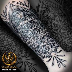 1 session - 6 hours, mandalas aren’t something I do often but I really enjoyed this one, ended up sleeving the whole arm!