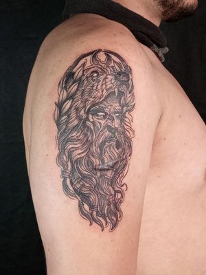 Viking in Blackwork & sketch, project cover up of scars