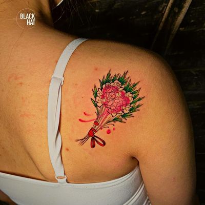 The meanings behind flower tattoos are as multi-layered as they are variable; in ancient cultures, flowers were a direct symbol of god's contentment. Today, flowers often represent the love between two people. 💐 Book here : hello@blackhatdublin.com @casas_tattoo #tattooflash #tattooing #tattoosofinstagram #tattoostudio #tattooink #tattoodesign #tattooist #tattooed #inkaddict #tattoolove #tattoos #symboltattoo #tattooartist #tattoolife #tattooshop #tattoo #tattoooftheday #dublintattoo #inked #bodyart #inkedup #flower #flowertattoo