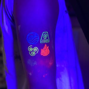 #tattoo #fareltattoos #tatuaż #ink #blackandred #warsaw #warszawa #tattoos #polandtattoo #polandink #ink #uv #uvtattoo #uvtqttoos #ultraviolet https://www.instagram.com/farel.tattoos